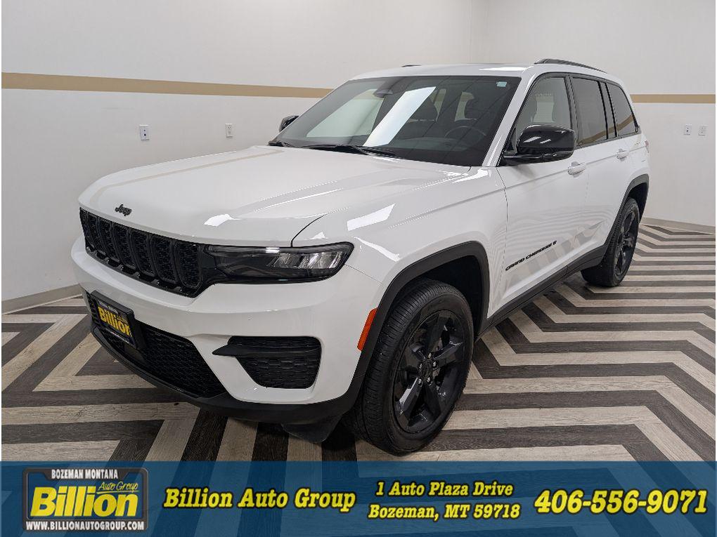 2022 Jeep Grand Cherokee Altitude