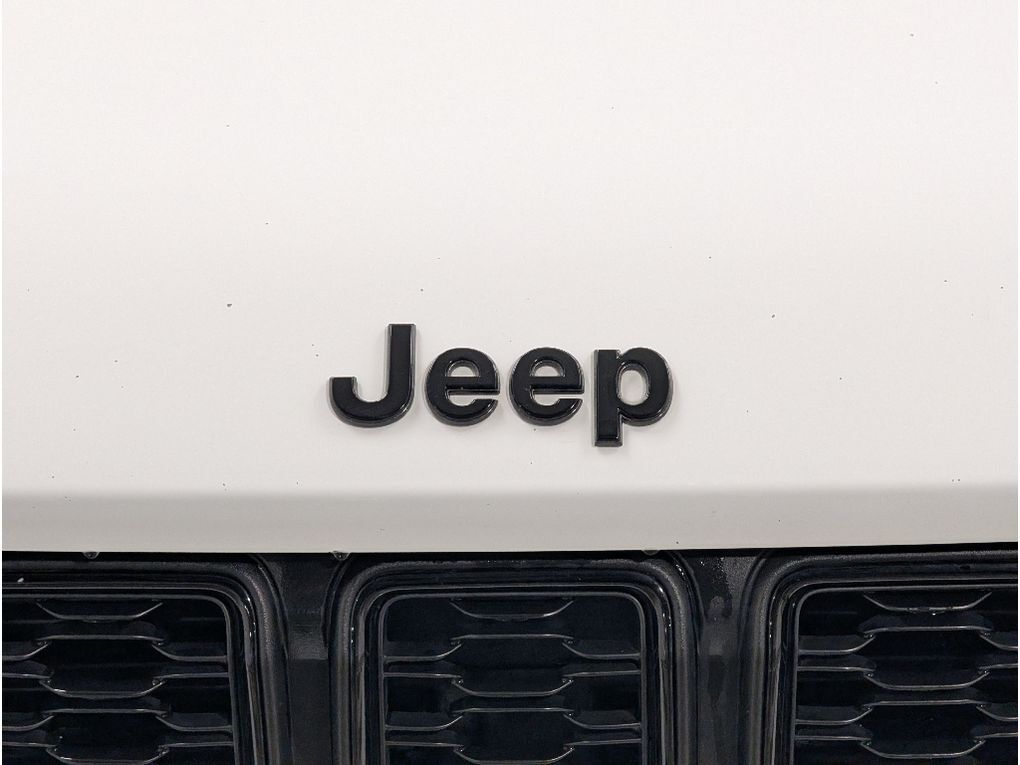 2022 Jeep Grand Cherokee Altitude Bozeman MT