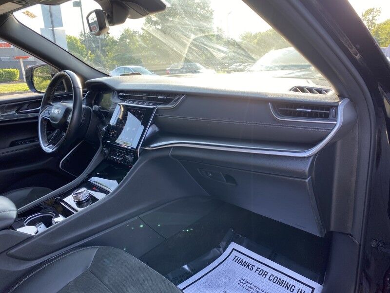 2022 Jeep Grand Cherokee Altitude Bristol  PA