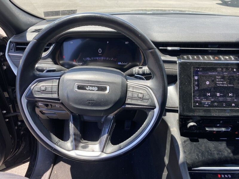 2022 Jeep Grand Cherokee Altitude