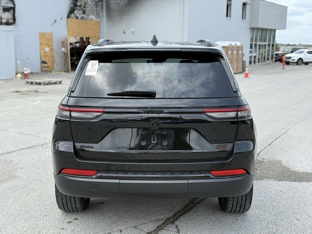 2022 Jeep Grand Cherokee Altitude Crestwood KY
