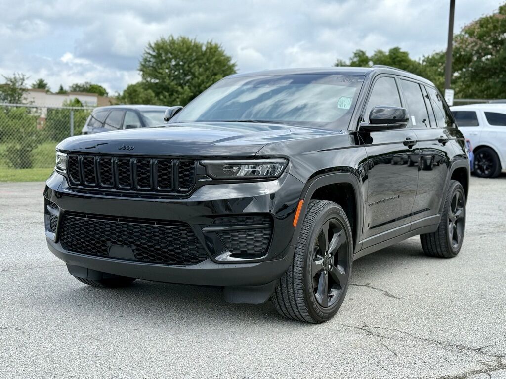 2022 Jeep Grand Cherokee Altitude Crestwood KY