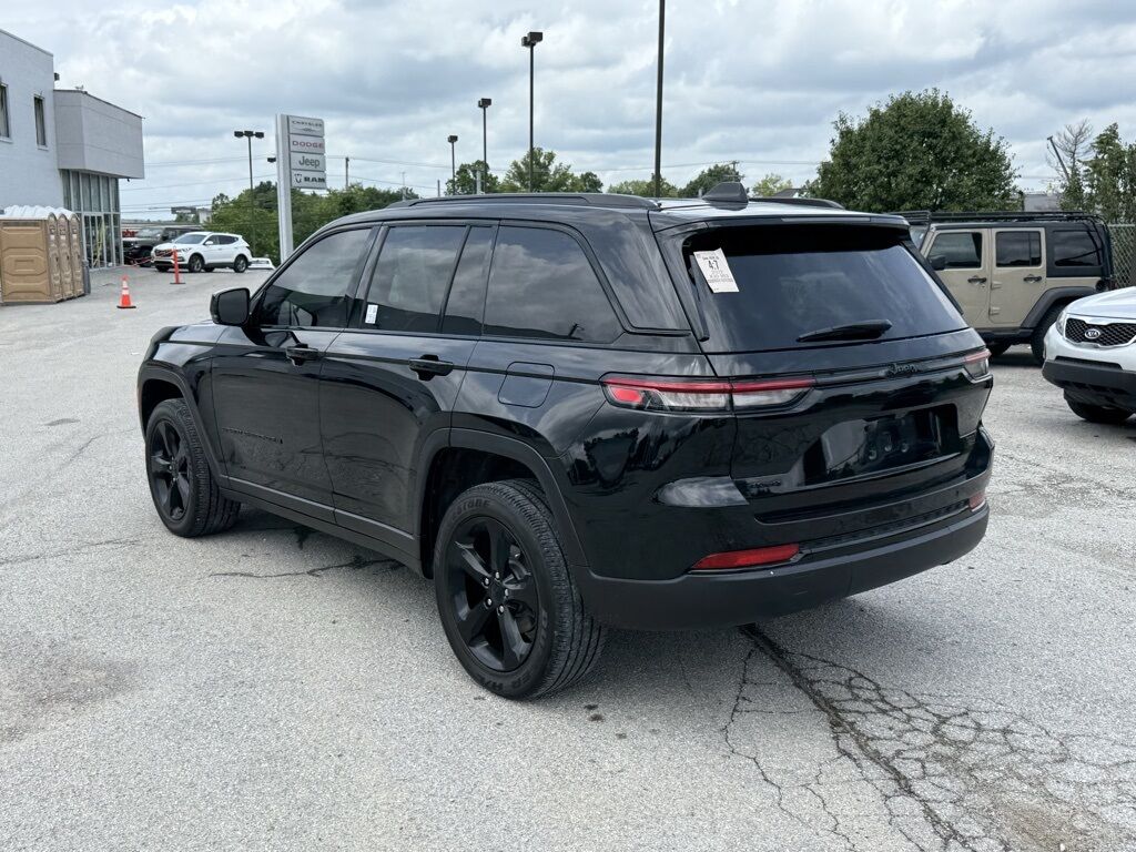 2022 Jeep Grand Cherokee Altitude Crestwood KY