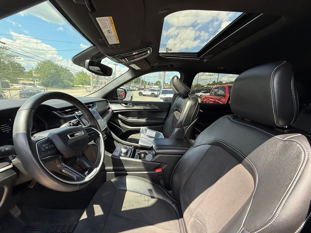 2022 Jeep Grand Cherokee Altitude Crestwood KY