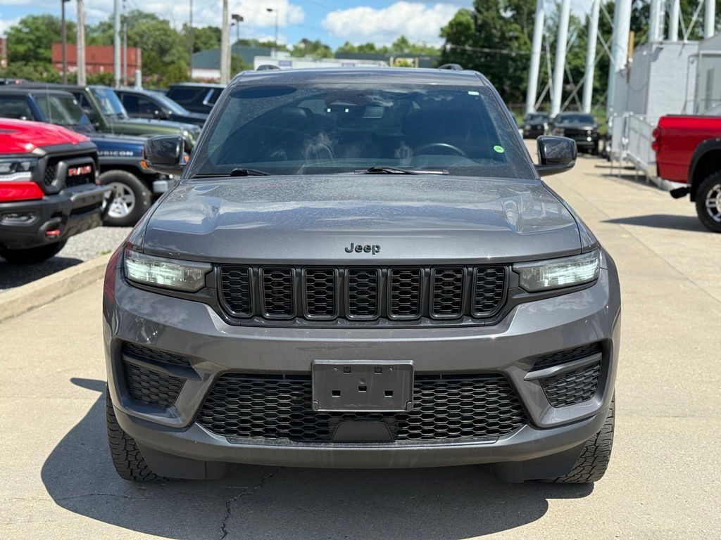 2022 Jeep Grand Cherokee Altitude