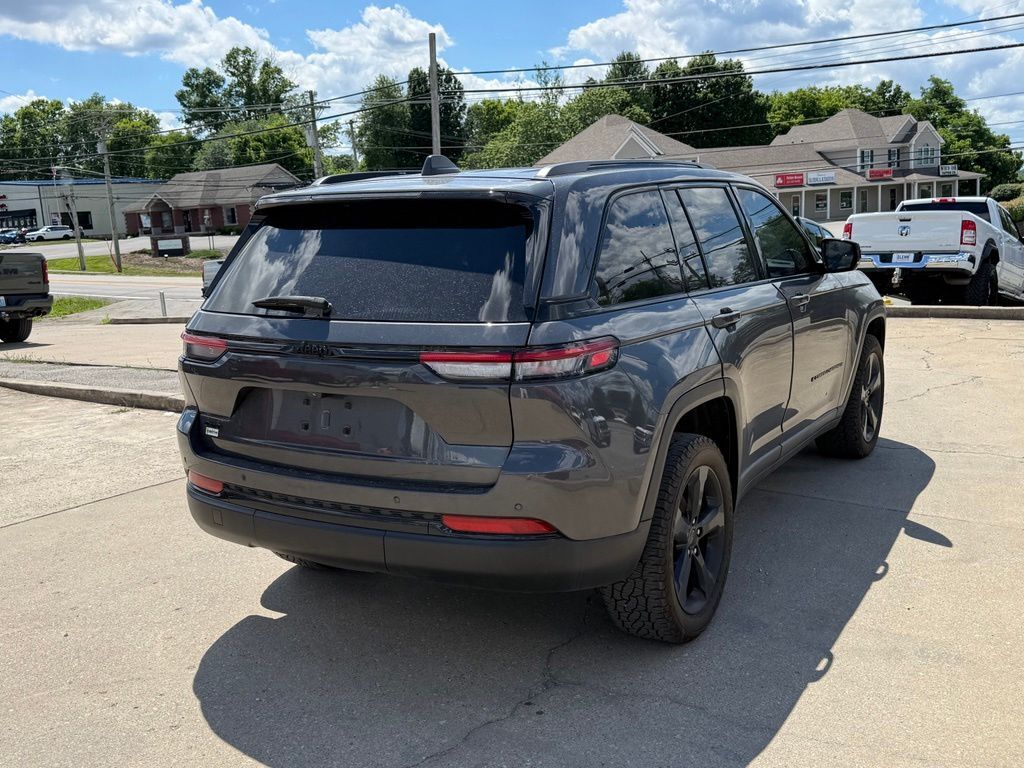 2022 Jeep Grand Cherokee Altitude Crestwood KY