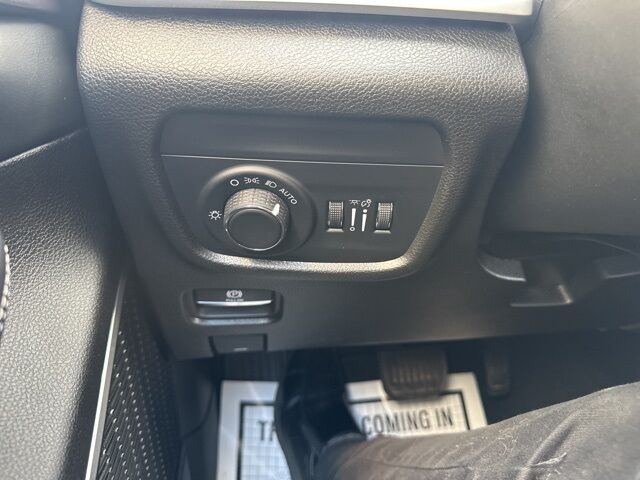 2022 Jeep Grand Cherokee Altitude Watertown SD