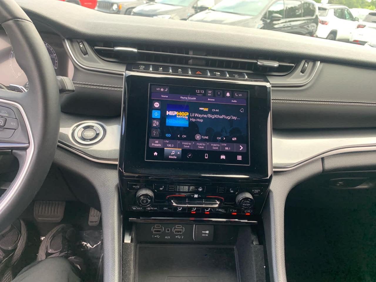 2022 Jeep Grand Cherokee Altitude Dartmouth MA