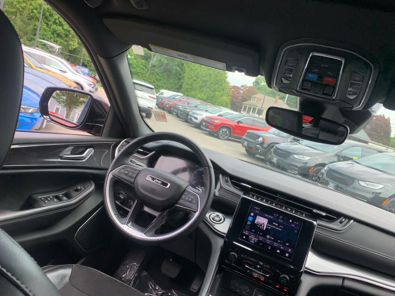 2022 Jeep Grand Cherokee Altitude Dartmouth MA
