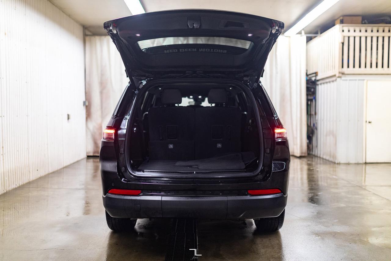 2022 Jeep Grand Cherokee L 4x4 Altitude Leather BCam Red Deer AB