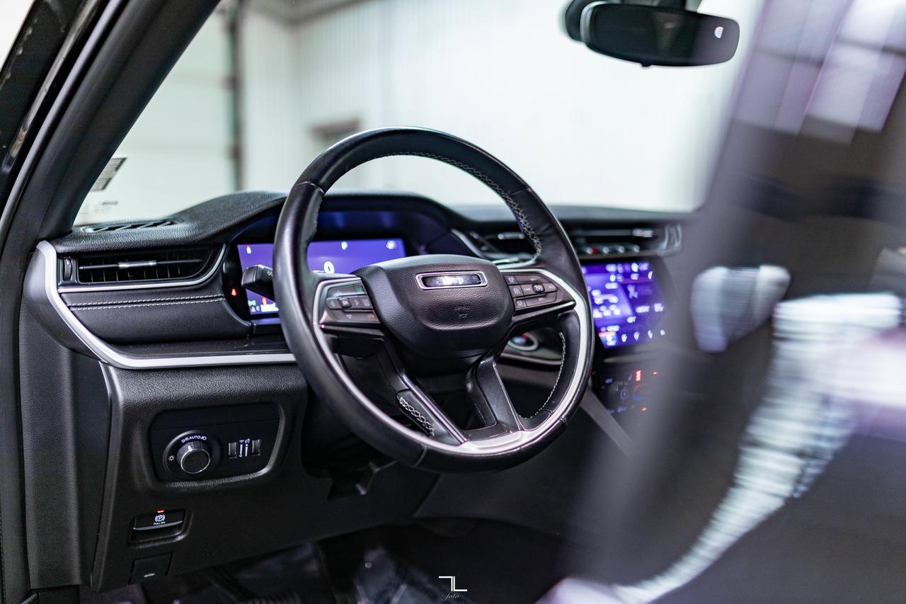 2022 Jeep Grand Cherokee L 4x4 Altitude Leather BCam Red Deer AB