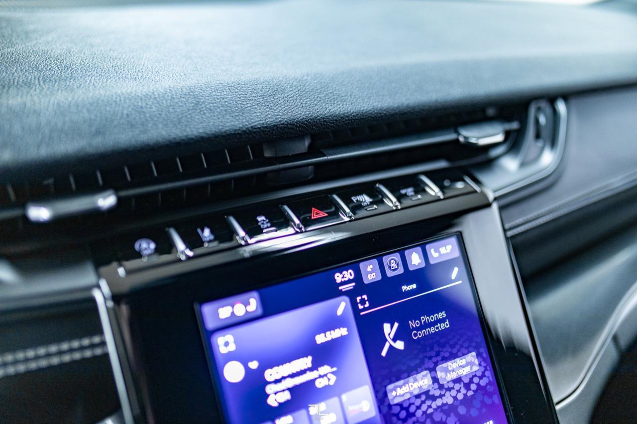 2022 Jeep Grand Cherokee L 4x4 Altitude Leather BCam Red Deer AB