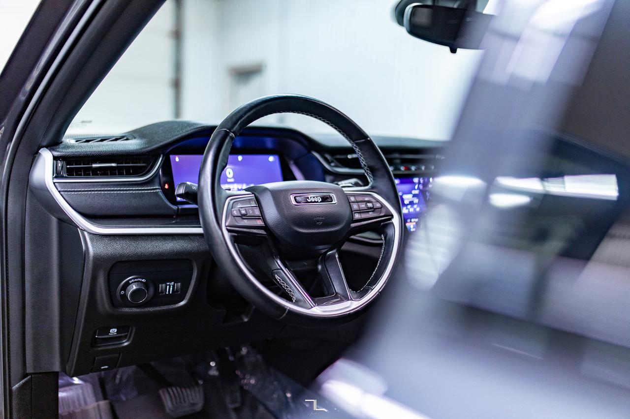 2022 Jeep Grand Cherokee L 4x4 Altitude Leather BCam Red Deer AB