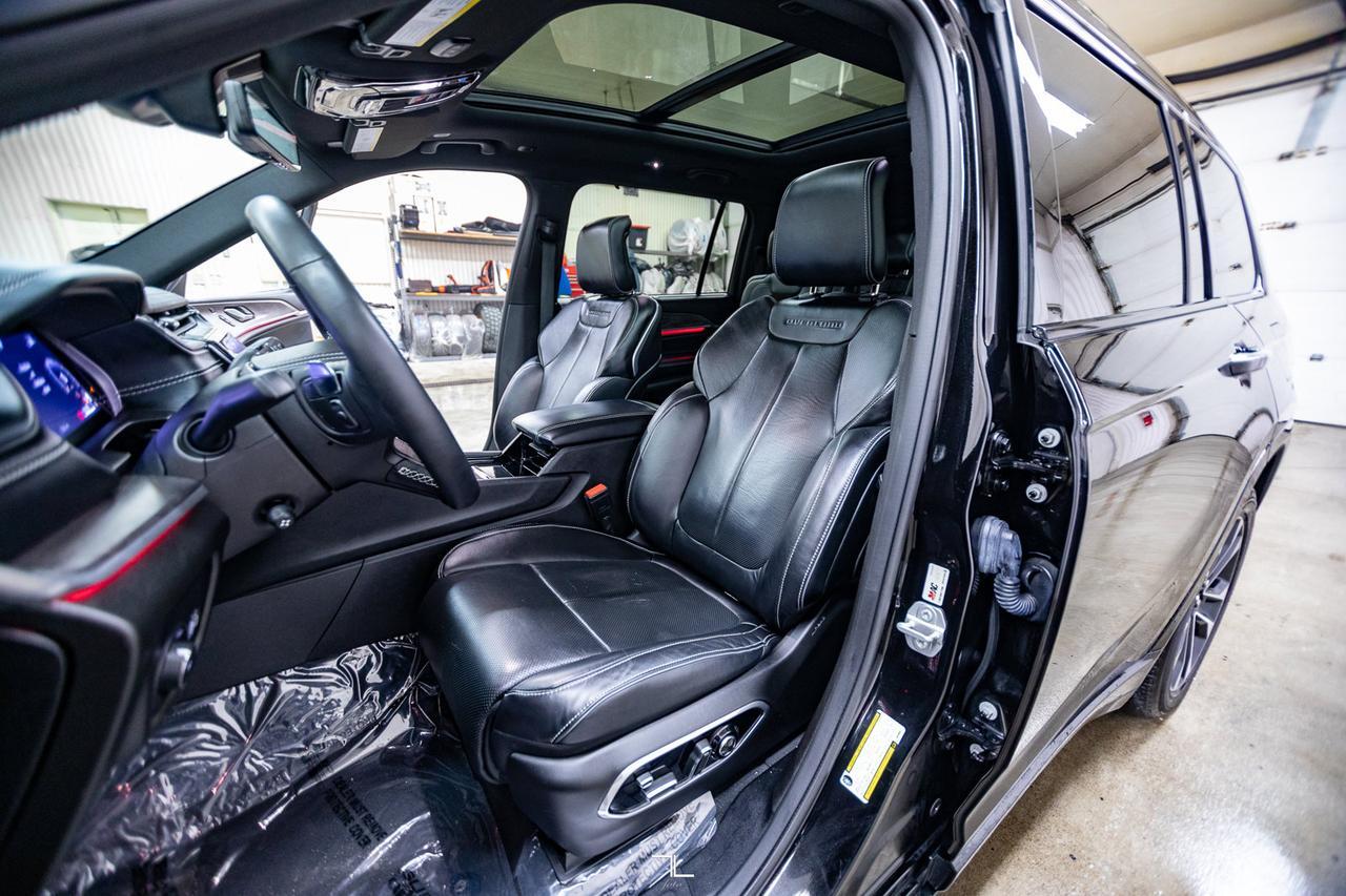 2022 Jeep Grand Cherokee L 4x4 Overland Leather Roof Nav BCam Red Deer AB