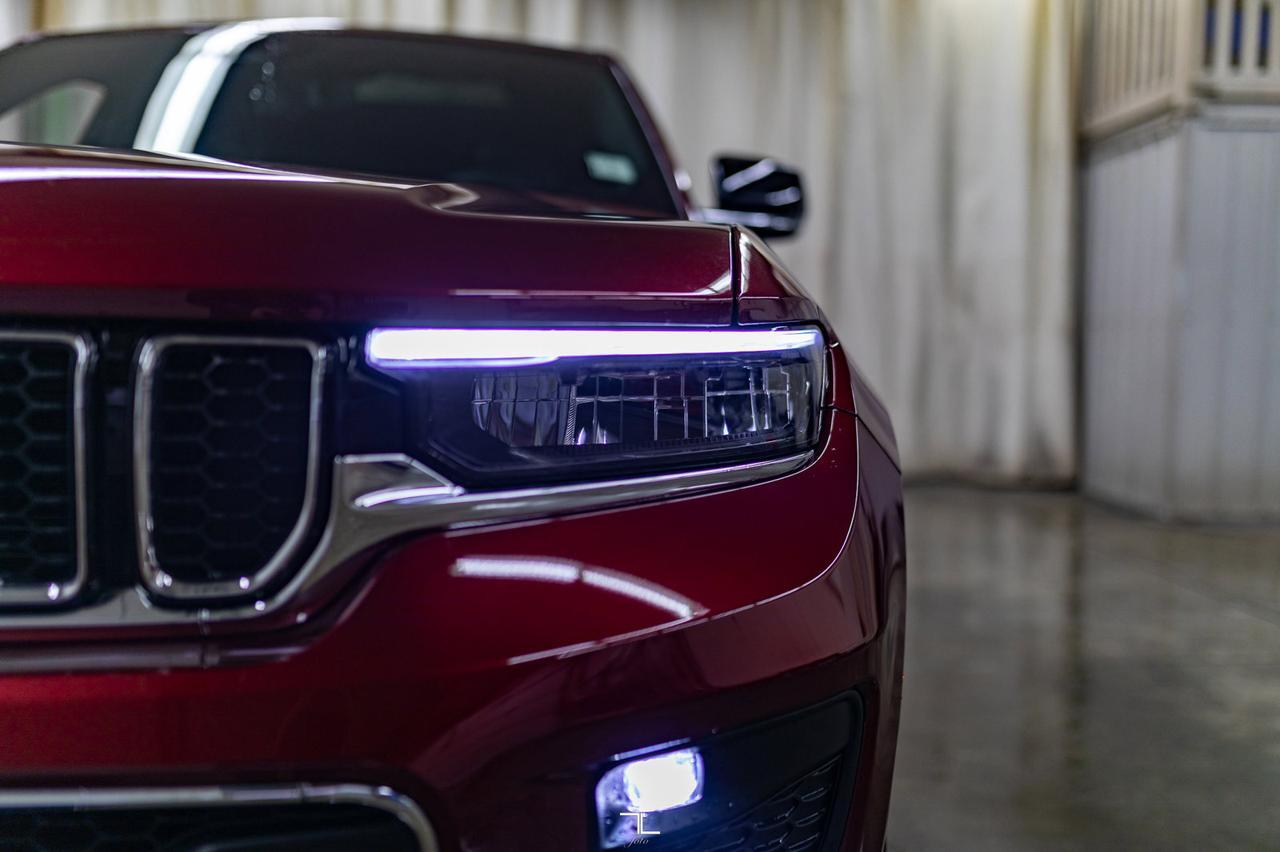 2022 Jeep Grand Cherokee L 4x4 Overland Leather Roof Nav BCam Red Deer AB