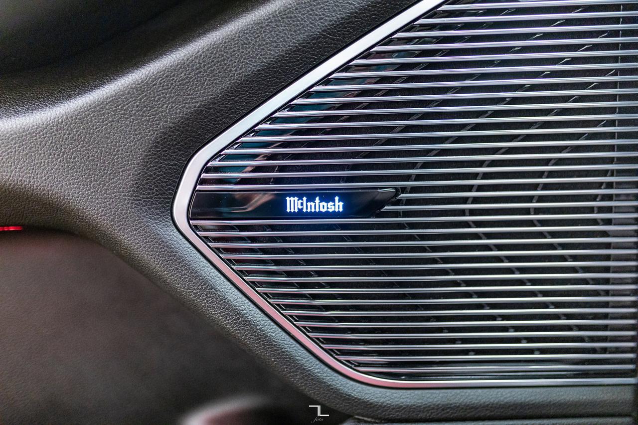 2022 Jeep Grand Cherokee L 4x4 Overland Leather Roof Nav BCam Red Deer AB