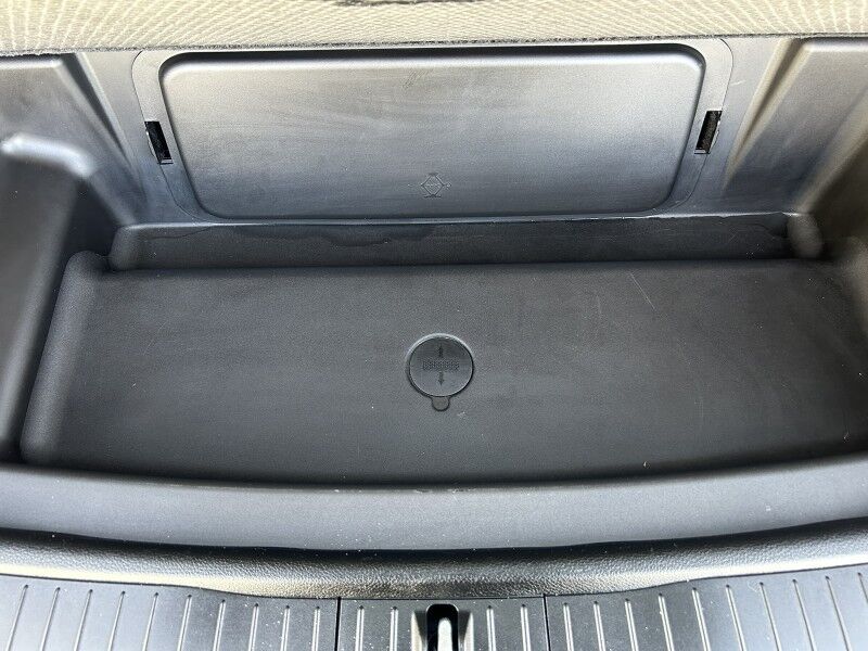 2022 Jeep Grand Cherokee L Altitude - SUNROOF - LEATHER Whitinsville MA