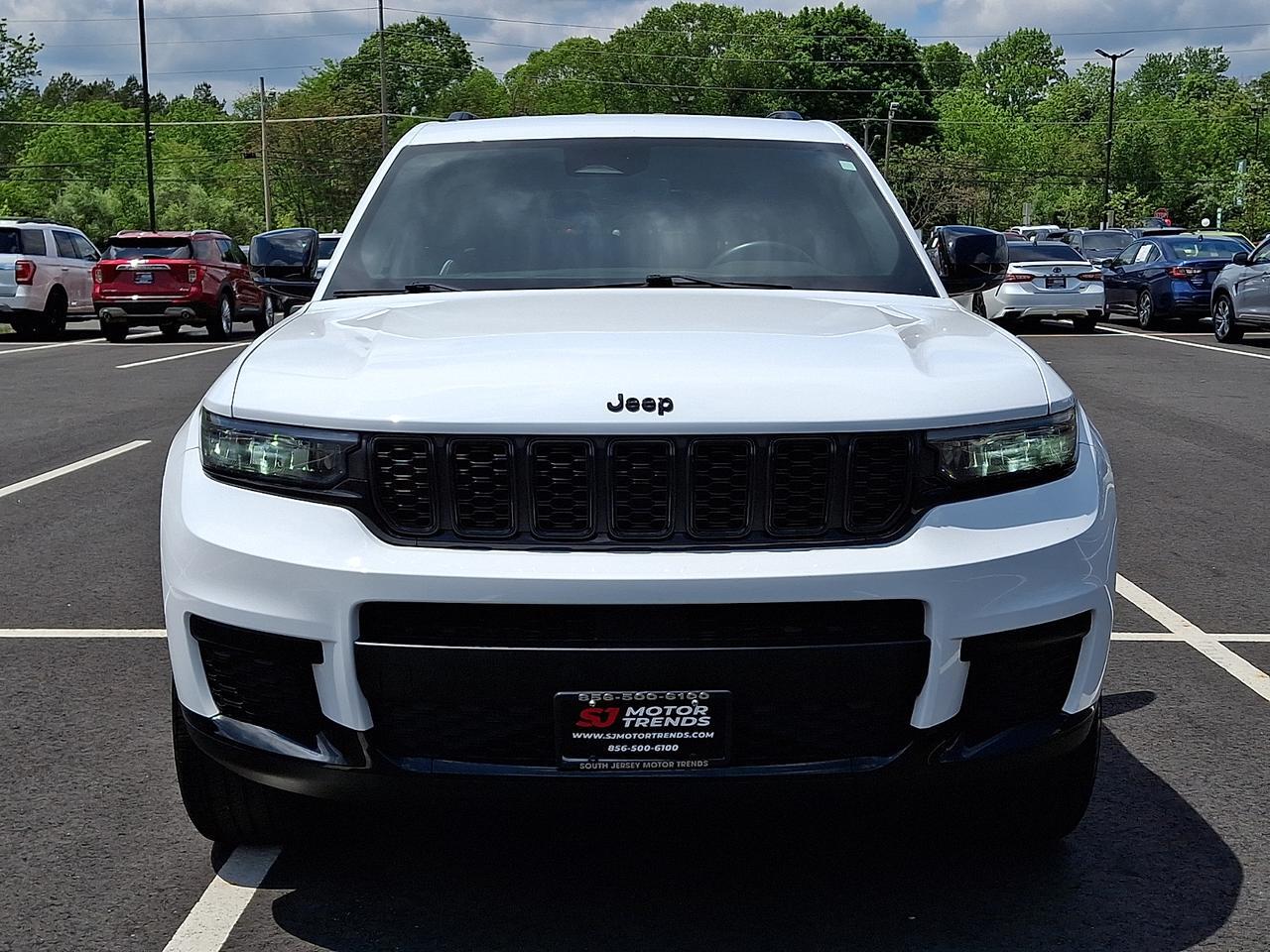 2022 Jeep Grand Cherokee L Altitude 4x4
