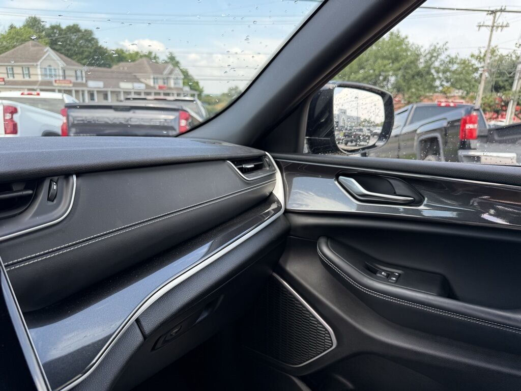 2022 Jeep Grand Cherokee L Altitude Crestwood KY