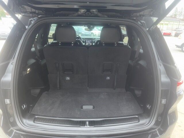 2022 Jeep Grand Cherokee L Altitude North Versailles PA