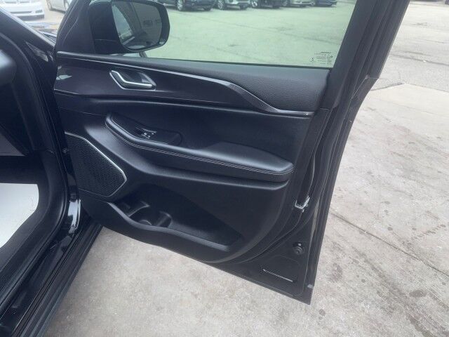 2022 Jeep Grand Cherokee L Altitude North Versailles PA