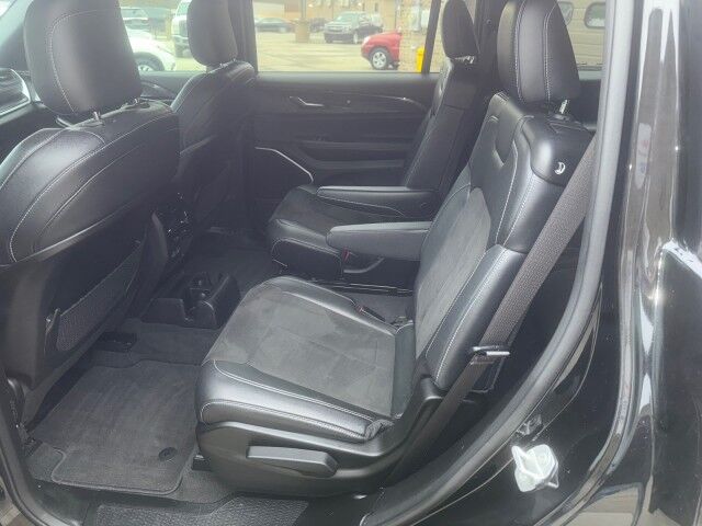 2022 Jeep Grand Cherokee L Altitude North Versailles PA