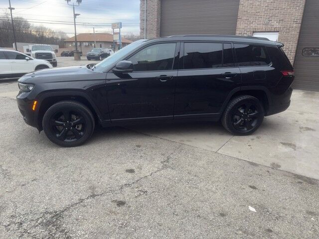 2022 Jeep Grand Cherokee L Altitude