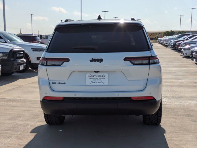 2022 Jeep Grand Cherokee L Altitude Castroville TX