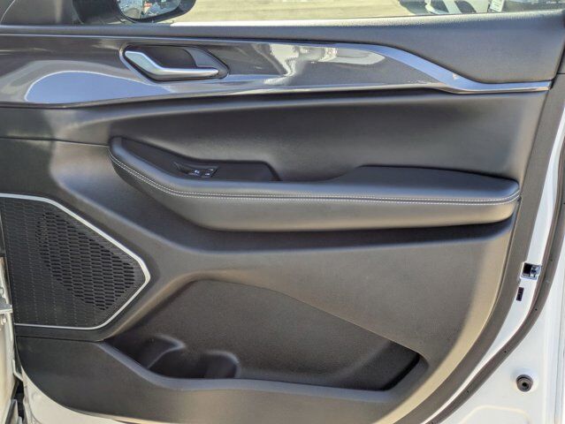 2022 Jeep Grand Cherokee L Altitude Castroville TX