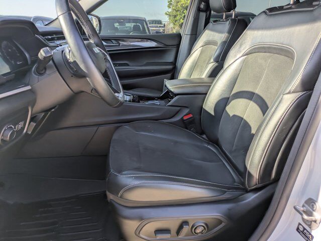 2022 Jeep Grand Cherokee L Altitude Castroville TX