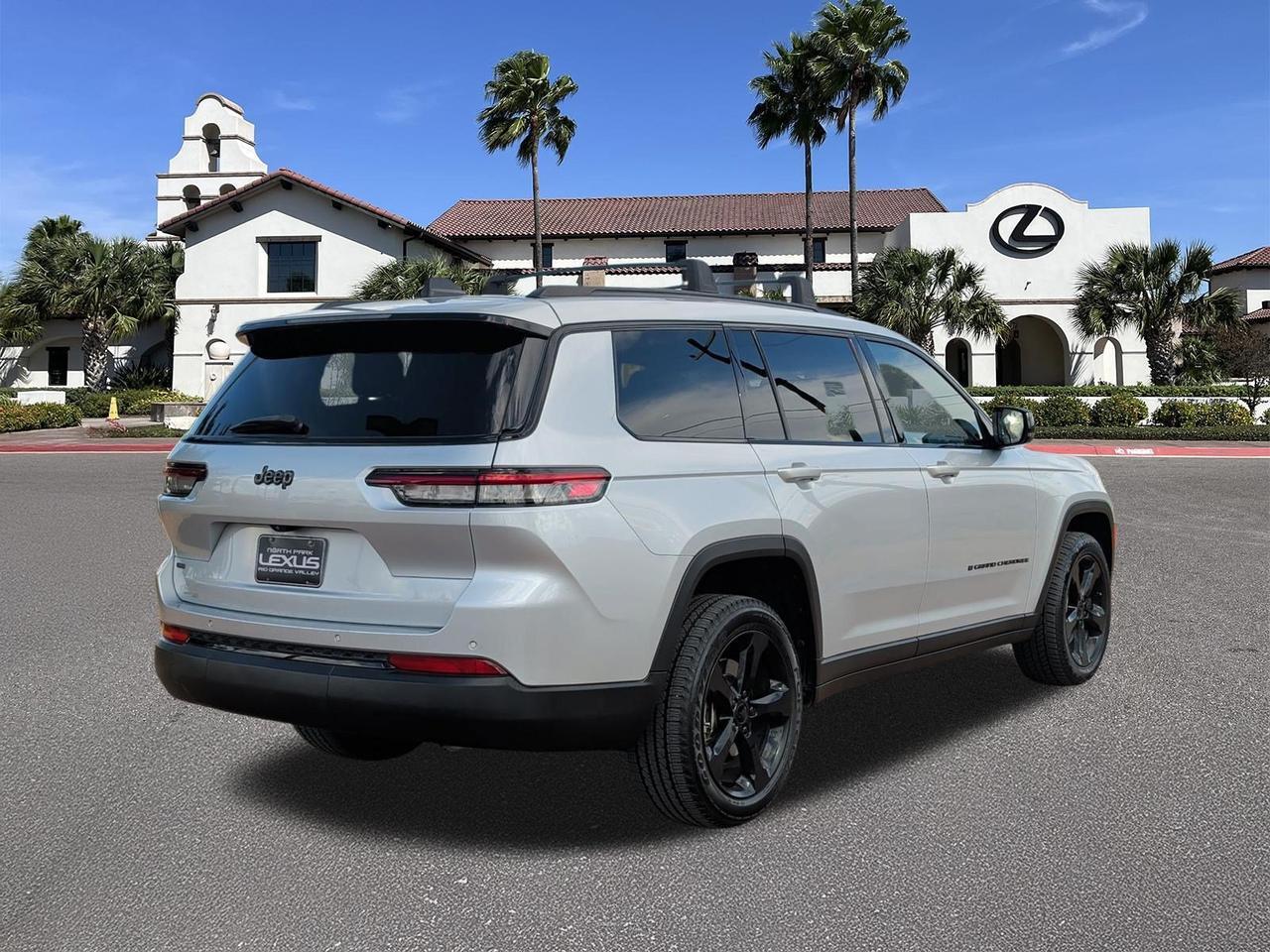 2022 Jeep Grand Cherokee L Altitude