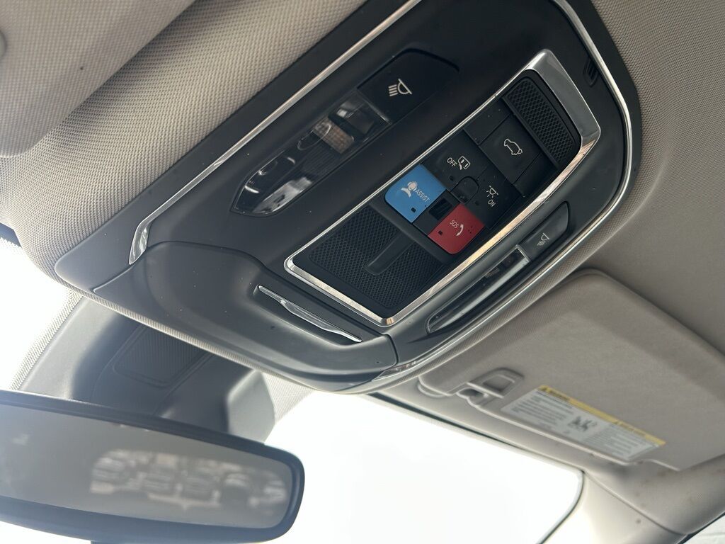 2022 Jeep Grand Cherokee L Laredo Crestwood KY