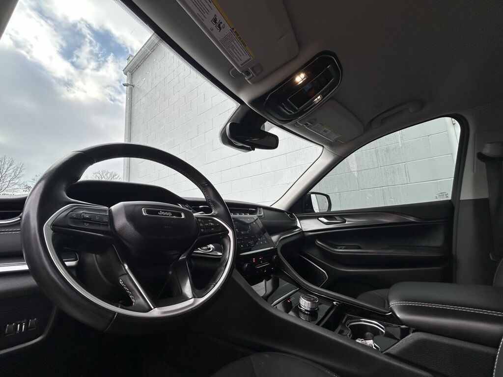 2022 Jeep Grand Cherokee L Laredo Crestwood KY