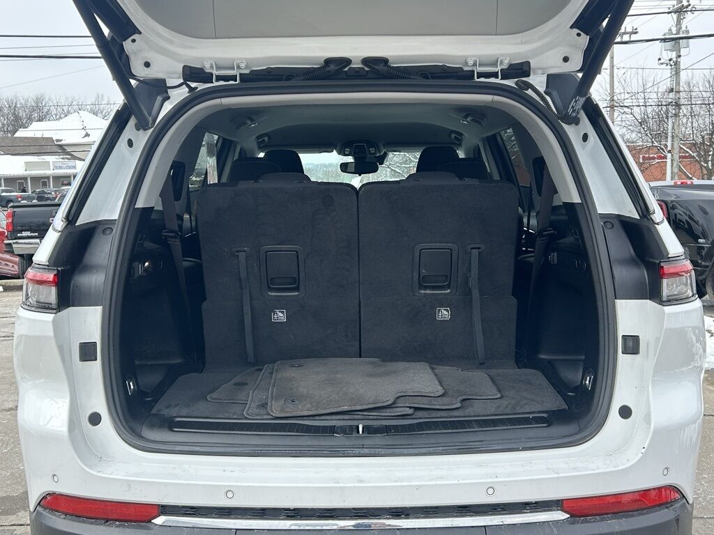 2022 Jeep Grand Cherokee L Laredo Crestwood KY