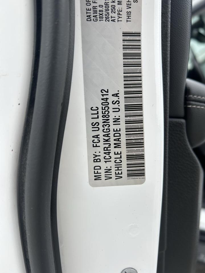 2022 Jeep Grand Cherokee L Laredo Crestwood KY