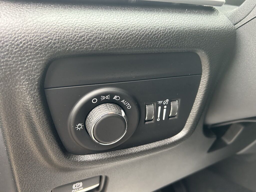 2022 Jeep Grand Cherokee L Laredo Crestwood KY