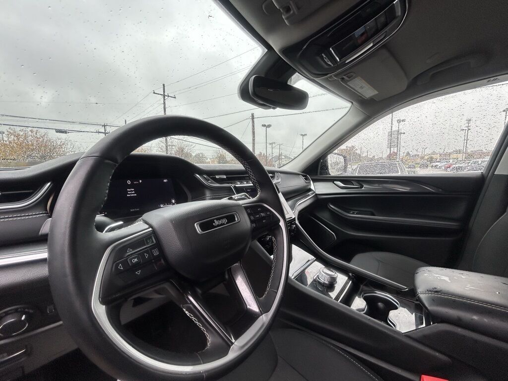 2022 Jeep Grand Cherokee L Laredo Crestwood KY