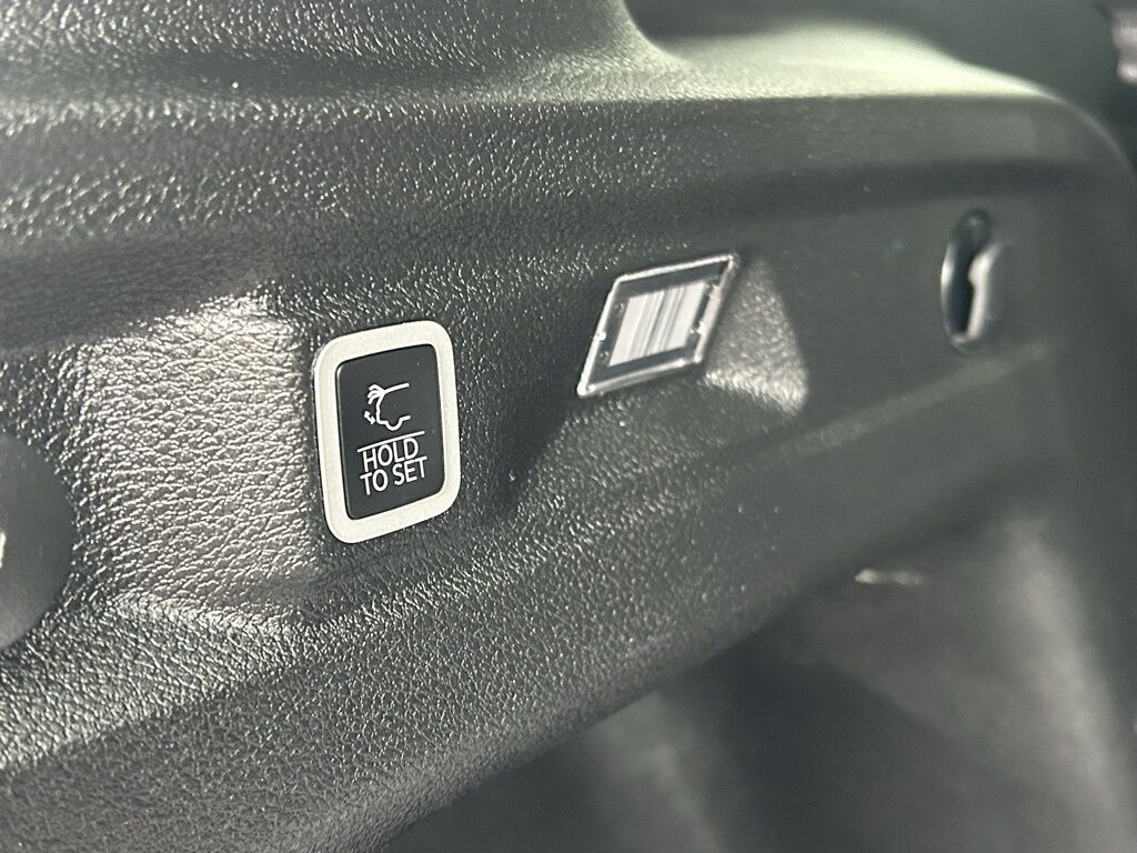 2022 Jeep Grand Cherokee L Laredo Crestwood KY