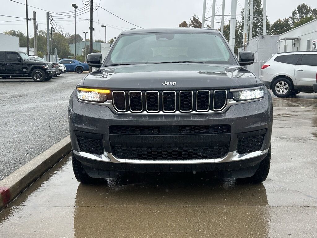 2022 Jeep Grand Cherokee L Laredo