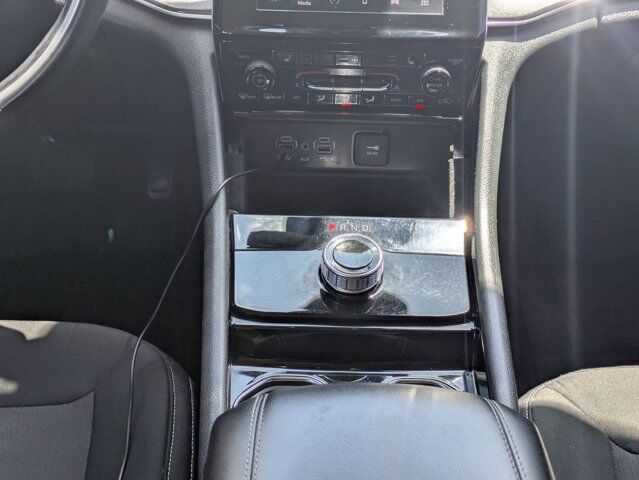 2022 Jeep Grand Cherokee L Laredo Castroville TX