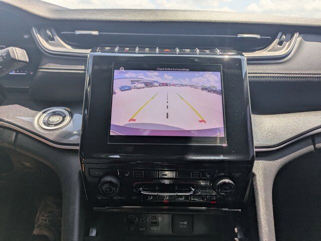 2022 Jeep Grand Cherokee L Laredo Castroville TX
