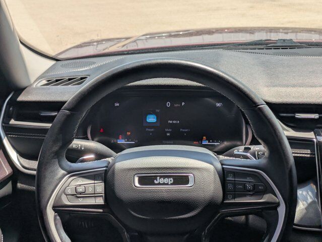 2022 Jeep Grand Cherokee L Laredo Castroville TX