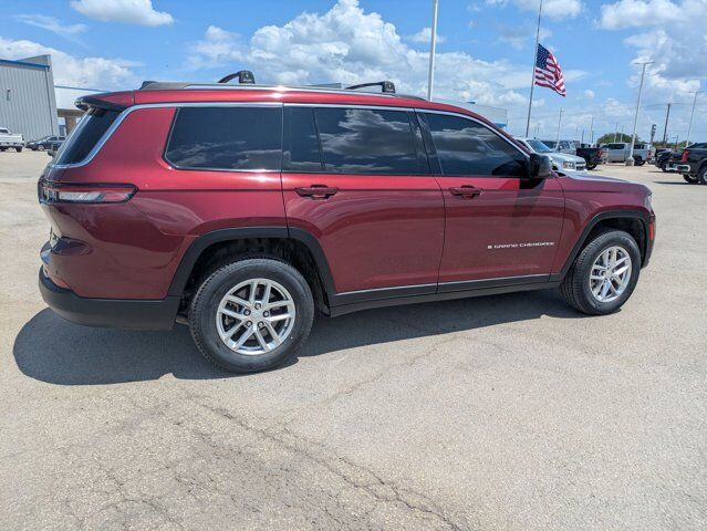 2022 Jeep Grand Cherokee L Laredo Castroville TX