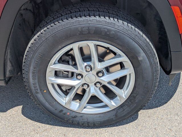 2022 Jeep Grand Cherokee L Laredo Castroville TX