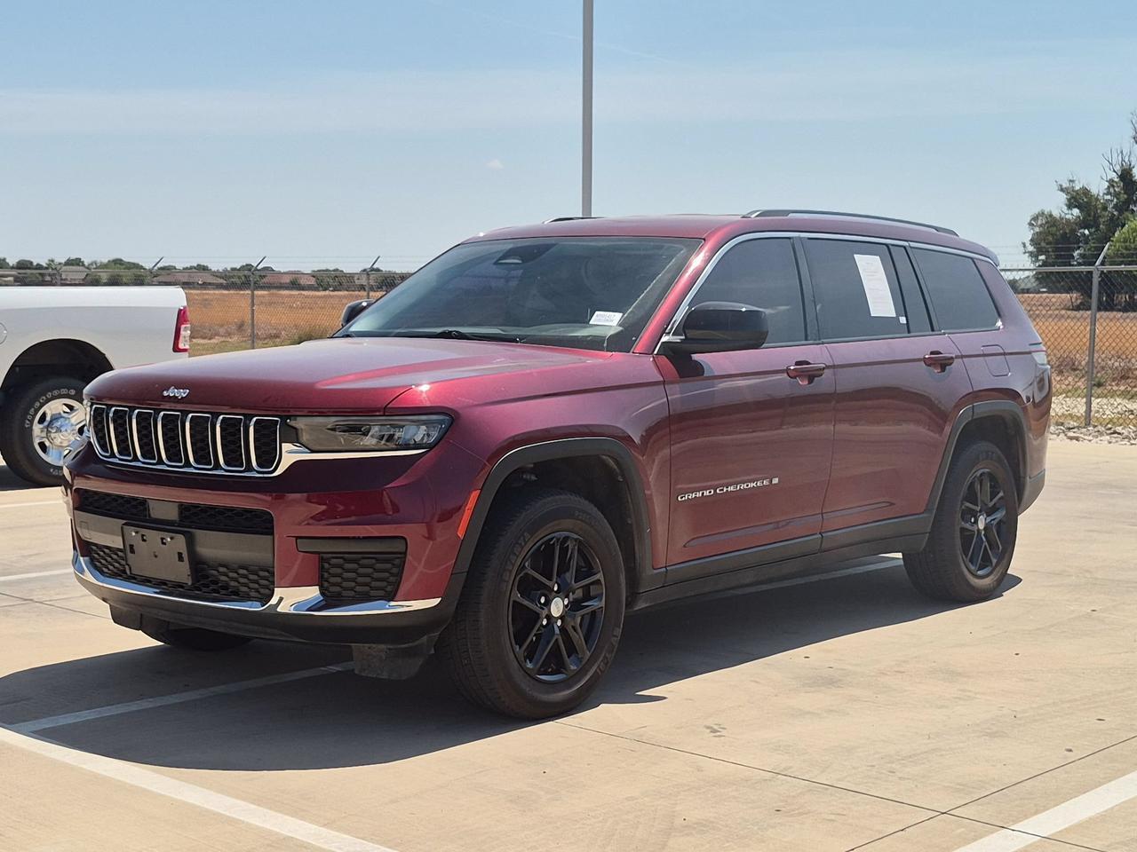 2022 Jeep Grand Cherokee L Laredo Castroville TX