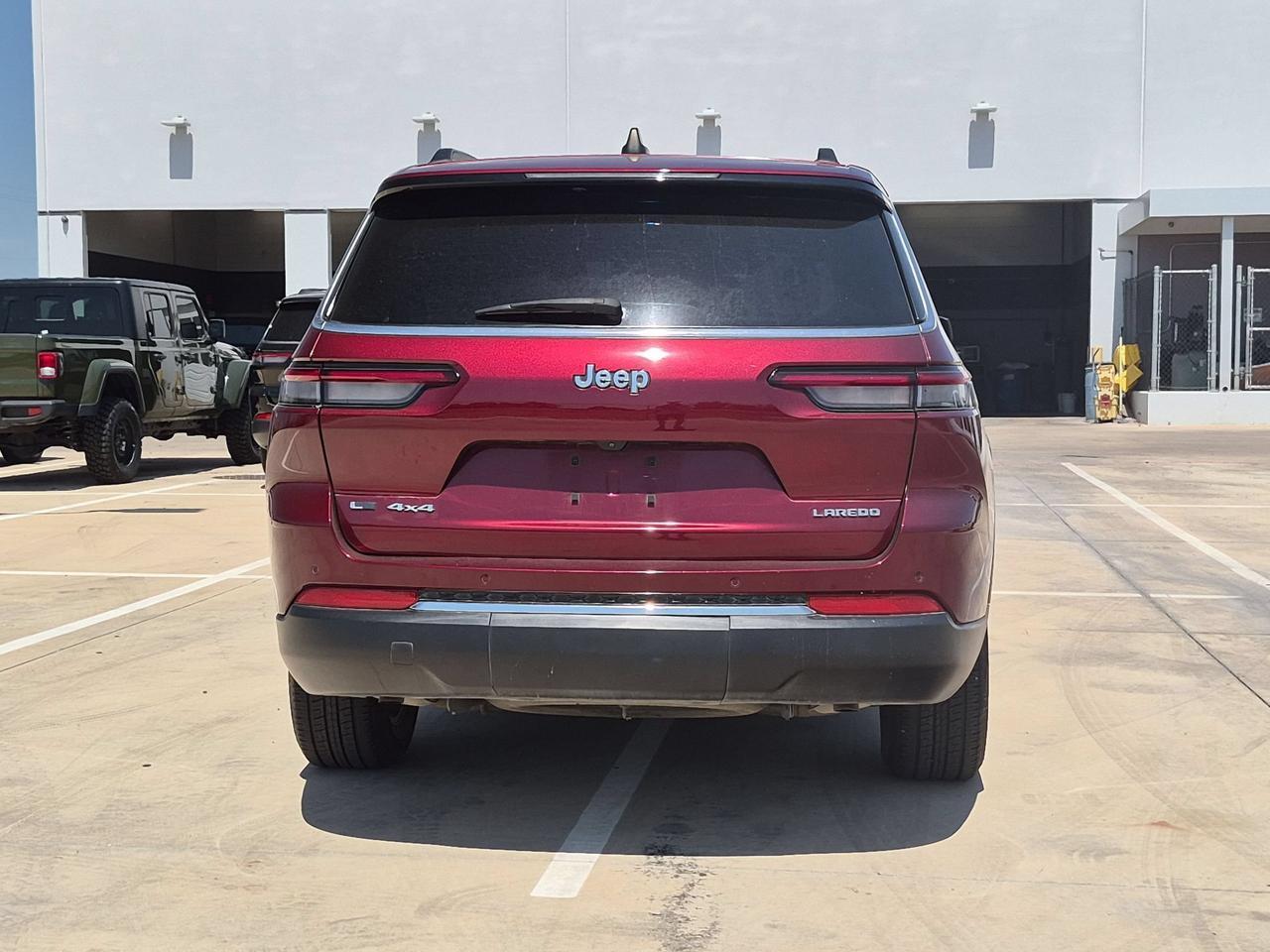 2022 Jeep Grand Cherokee L Laredo Castroville TX