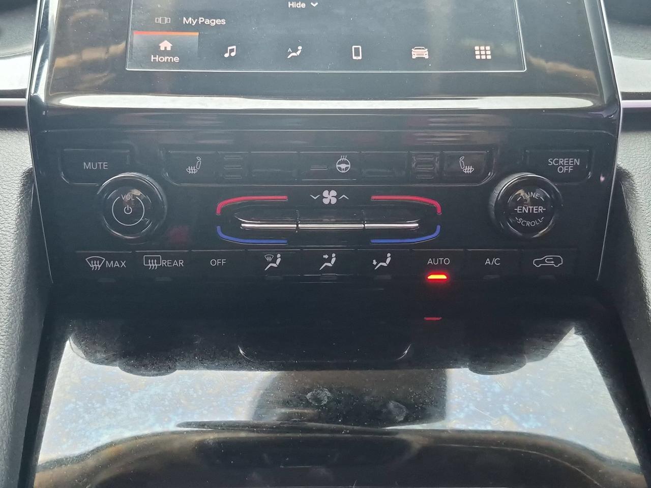 2022 Jeep Grand Cherokee L Laredo Castroville TX