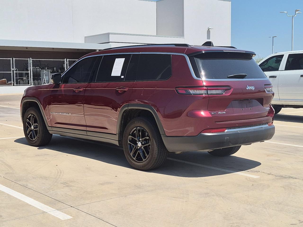 2022 Jeep Grand Cherokee L Laredo Castroville TX