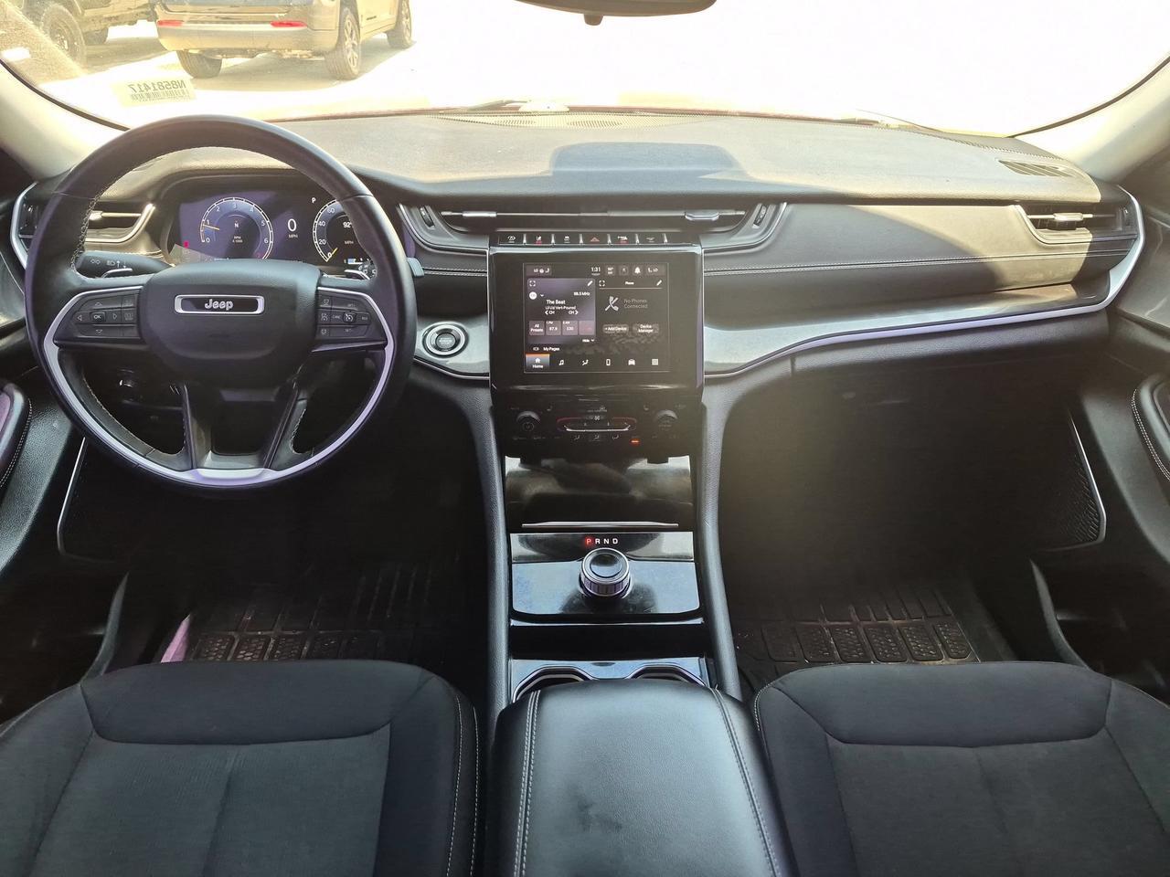 2022 Jeep Grand Cherokee L Laredo Castroville TX