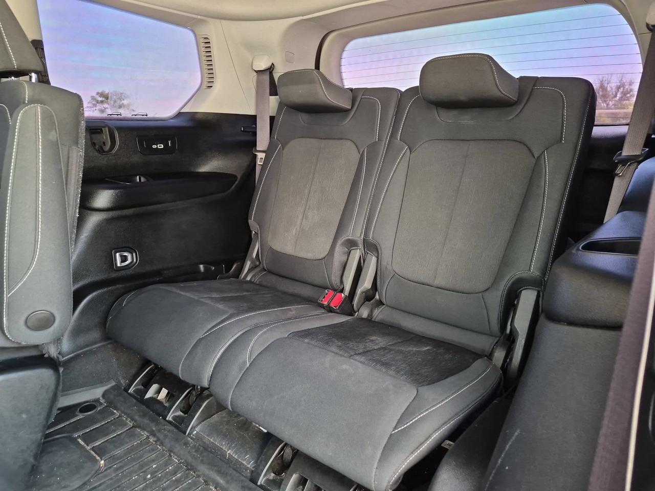 2022 Jeep Grand Cherokee L Laredo Castroville TX